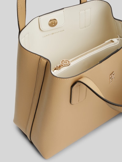 Tommy Hilfiger Henkeltasche mit Anhänger für Kleinigkeiten Beige 5