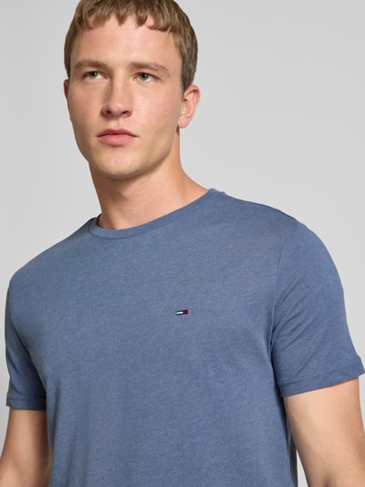 Tommy Jeans Regular Fit T-Shirt aus Baumwoll-Mix Jeansblau Melange 3
