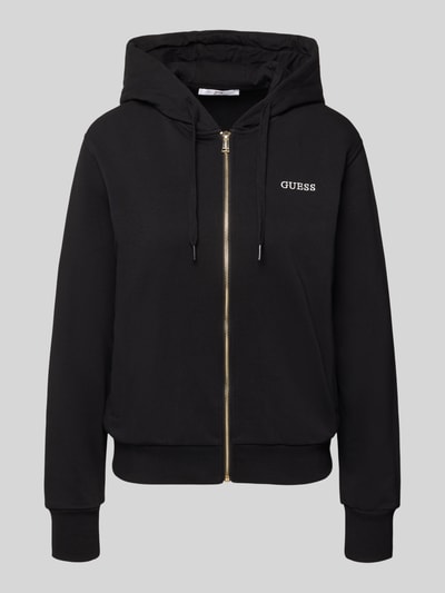 Produktfoto, czarna bluza rozpinana z kapturem, złoty zamek błyskawiczny, mieszanka bawełny, model 'SOFIA' od GUESS, krój regular fit, wyhaftowane logo