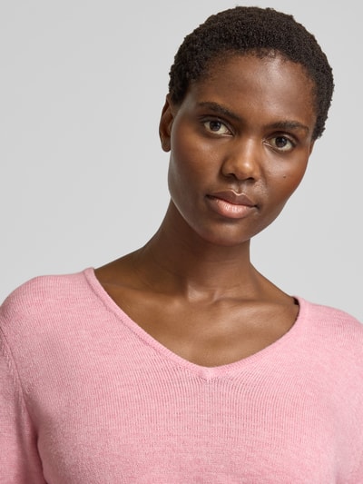 Christian Berg Woman Strickpullover aus Viskose-Mix mit V-Ausschnitt Altrosa Melange 3