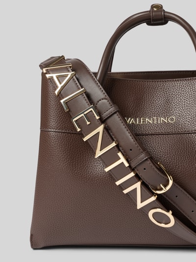 Produktfoto, Damen Henkeltasche in Leder-Optik Modell 'ALEXIA' von Valentino Bags, braun, goldene Details, strukturierte Oberfläche