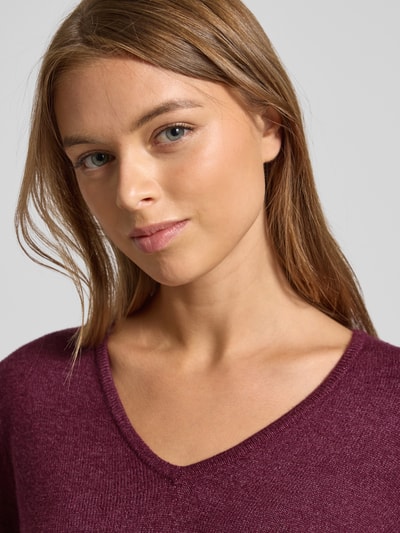 Christian Berg Woman Regular Fit Longsleeve aus Viskose-Mix in Strick-Optik Kirsche Melange 3