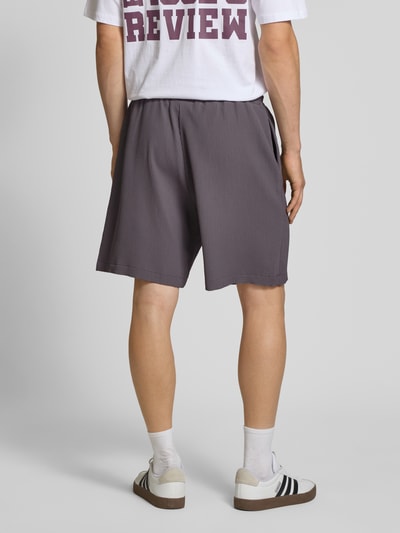 REVIEW Shorts mit Strukturmuster Dunkelgrau 5