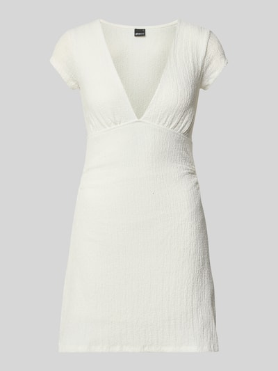 Produktfoto, Minikleid mit V-hals van Gina Tricot, katoenmix met stretch, nauw aansluitend model, structuurpatroon, wit