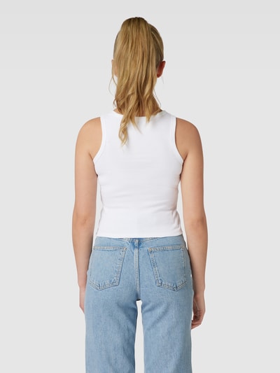 Review Basic Tanktop Weiss 5
