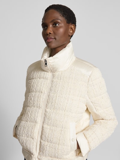 Marc Cain Steppjacke mit Stehkragen Offwhite 3
