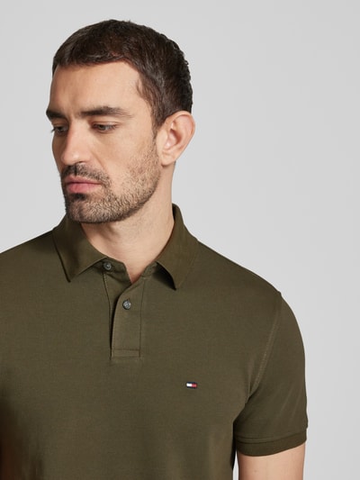 Tommy Hilfiger Regular Fit Poloshirt mit Label-Detail Oliv 3