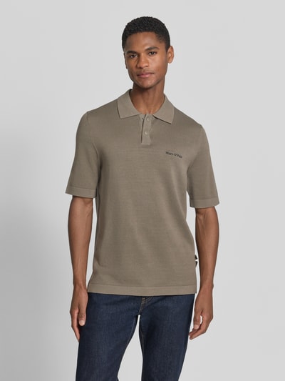 Marc O'Polo Koszulka polo o kroju regular fit z czystej bawełny - Marc O'Polo × DFB Travel kolekcja Szarobrązowy 4