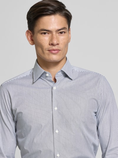 BOSS Regular Fit Businesshemd mit Kentkragen Modell 'JOE' Marine 3