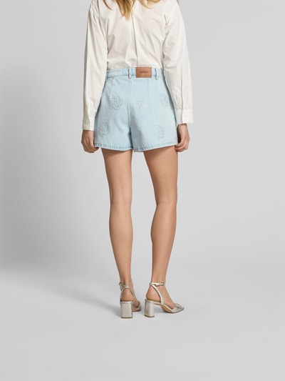 ROTATE Jeansshorts mit Eingrifftaschen Hellblau 5