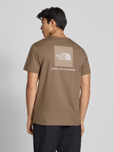 The North Face T-Shirt mit Label-Print Schoko 4