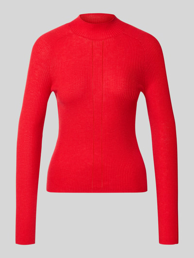 Produktfoto, Slim Fit Pullover mit Woll-Anteil von MYON in kräftigem Rot, feine Rippenstruktur, Stehkragen, Lochmuster, Material-Mix