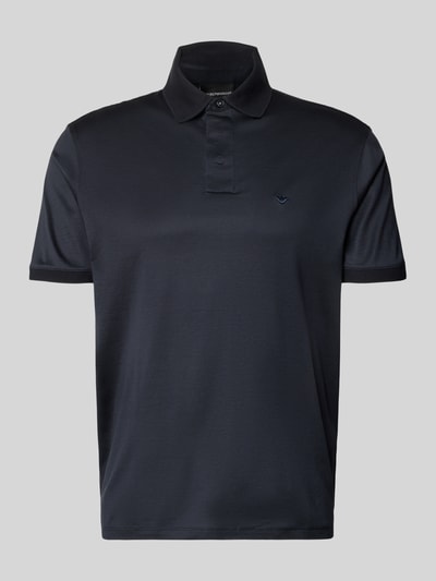 Produktfoto, Poloshirt mit kurzer Knopfleiste von Emporio Armani aus Lyocell-Baumwoll-Mix, Regular-Fit, Polokragen, Label-Stitching, gerippte Ärmelabschlüsse, Rückenlänge bei Größe M 70 cm, in dunklem Uni-Ton mit glatter Textur und klarer Linienführung