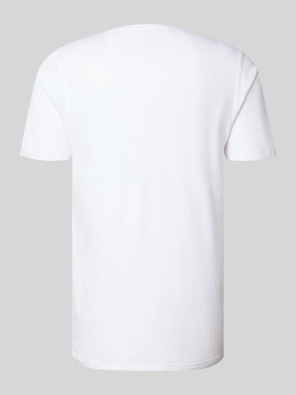 Produktfoto, T-Shirt aus Baumwolle mit V-Ausschnitt von bugatti, weiß, glatte Struktur, Slim Fit, reine Baumwolle, Rückansicht