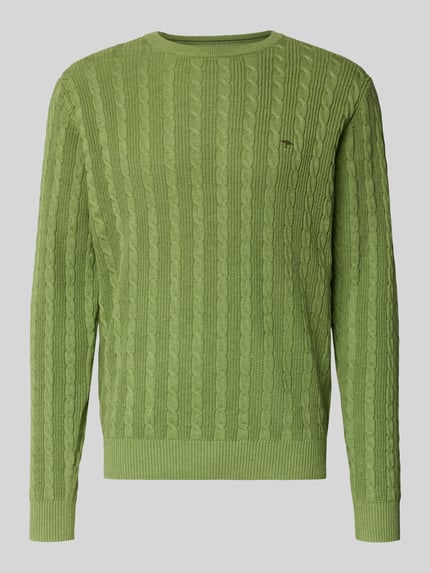 Produktfoto, Strickpullover mit Zopfmuster und Label-Stitching von Fynch-Hatton in Grün, reine Baumwolle, Slim-Fit, Rundhalsausschnitt