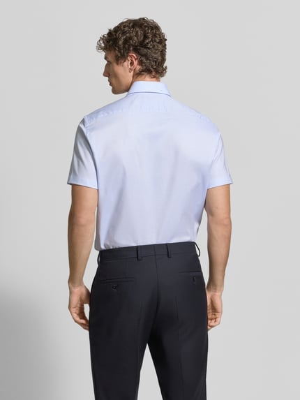 Christian Berg Men Regular Fit Business-Hemd mit Kentkragen Bleu 5