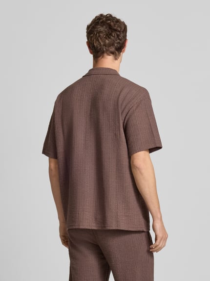 PEGADOR Regular Fit Freizeithemd mit Strukturmuster und Label-Stitching Dunkelbraun 5