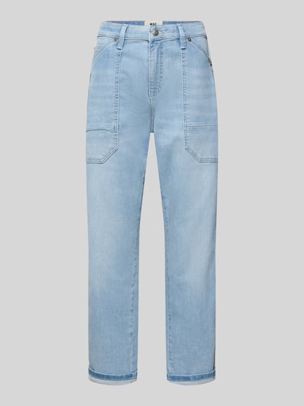 Produktfoto, Jeans mit 5-Pocket-Design von MAC aus Baumwoll-Elasthan-Mix in Hellblau, gerader Schnitt, sichtbarer Knopf und Reißverschluss