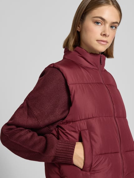 PIECES Regular Fit Steppweste mit Stehkragen Modell 'BEE NEW' Dunkelrot 3