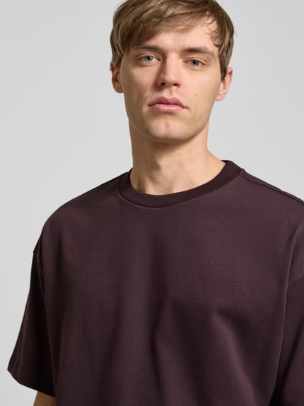 Weekday Boxy Fit T-Shirt mit Rundhalsausschnitt Pflaume 3