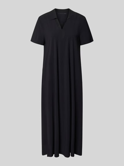 Produktfoto, schwarzes Midikleid mit Strukturmuster und Umlegekragen, Loose Fit, V-Ausschnitt, Raffaello Rossi Modell 'JOSEPHINA', Material-Mix mit Stretch-Anteil