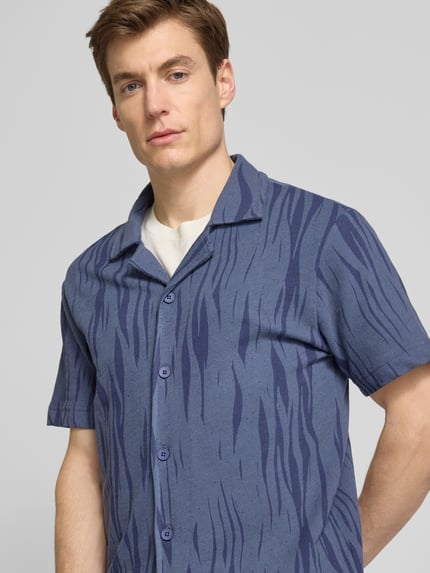 KnowledgeCotton Apparel Loose Fit Freizeithemd mit 1/2-Arm Rauchblau 3