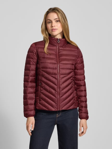 s.Oliver RED LABEL Slim Fit Steppjacke mit Stehkragen  Bordeaux 4