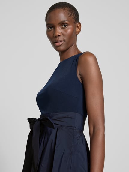 SWING Knielanges Cocktailkleid mit rückseitiger Schleife Marine 3