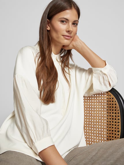 Rich & Royal Sweatshirt mit Hemdblusenkragen Offwhite 3