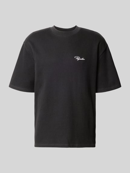 Oversized T-Shirt mit Strukturmuster Shop The Look MANNEQUINE