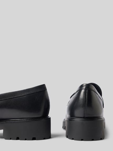 Produktfoto, schwarze Loafer aus echtem Rindsleder Modell 'KENOVA' von Vagabond, glatte Oberflächen, Damen Loafer von Vagabond