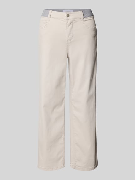 Produktfoto, Caprijeans mit elastischem Bund Modell 'Linn' von Angels in heller Baumwoll-Mix-Optik mit Stretch, verkürzter Passform, sichtbare Eingrifftaschen.