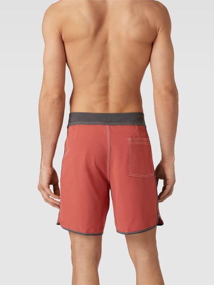 Quiksilver Badehose mit Label-Patch Modell 'ORIGINAL SCALLOP' Rot 4