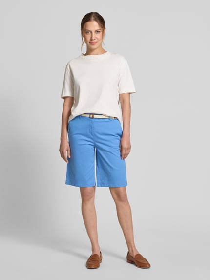 Christian Berg Woman Bermudas mit Gürtel und französischen Eingrifftaschen Blau 1