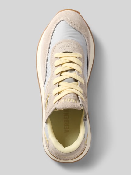 Productfoto, Sneaker met label-details model 'CLODETTE TESSALI' van Verbenas, afgeronde vorm, profielzool, lichtgeel-beige, gladde textuur