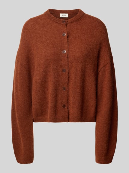 Produktfoto, Cardigan aus Alpaka-Mix Modell 'MARWENI' von DRYKORN in warmem Braun, relaxed Fit, Rundhalsausschnitt, Knopfleiste, Damenmode