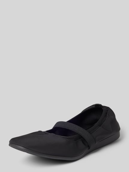 Produktfoto, Ballerina mit elastischem Riemen Modell 'HILLARY' von Vagabond, Optik: Unifarben, Schuhspitze: Quadratisch, Abgerundet, Absatzform: Flach, Applikation: elastischer Riemen, Anziehschlaufe, Verschluss: Schlupf/offen, Sohle: Profiliert