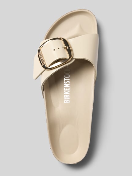 Productfoto, sandaaltjes met doornsluiting comfortmodel model 'MADRID BIG BUCKLE' van Birkenstock voor dames met kurk voetbed, hakhoogte bij maat 40: 3 cm, crèmekleur, gladde textuur, afgeronde vormen