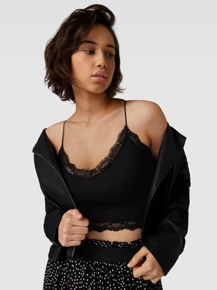 ONLY Top z obszyciem koronką model ‘VICKY’ Czarny 3