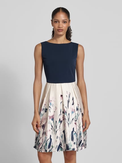 Christian Berg Cocktail Knielanges Cocktailkleid mit Rundhalsausschnitt Marine Melange 4