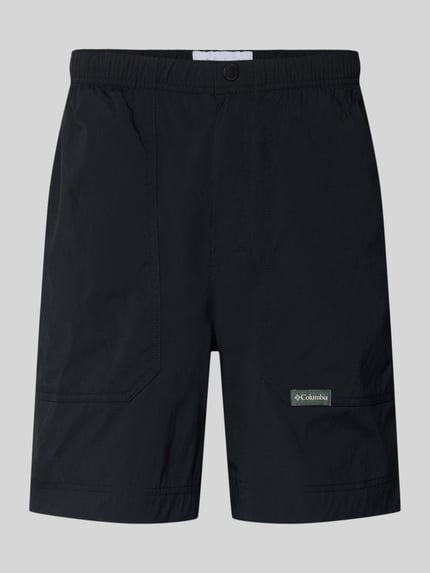 Regular Fit Shorts mit Logo-Patch Modell 'Landroamer' Shop The Look MANNEQUINE