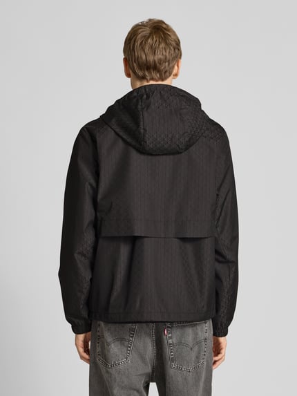 Calvin Klein Jeans Funktionsjacke mit Kapuze und Reißverschlusstaschen Black 5