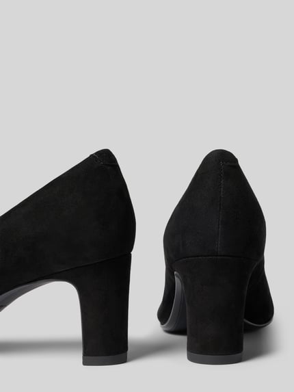 Productfoto, zwarte pumps uit echt leer met blokhak, suède textuur, Pumps uit echt leer van Tamaris, dames pumps