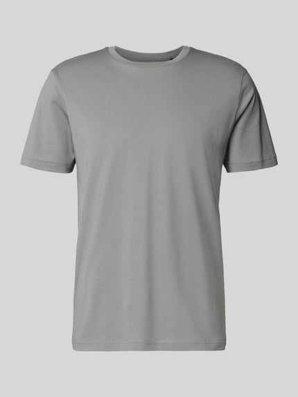 Produktfoto, T-Shirt mit Rundhalsausschnitt von Christian Berg Men aus reiner Baumwolle, Regular Fit, einfarbig grau, glatte Textur, Rückenlänge 70 cm.
