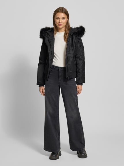 khujo Jacke mit Pattentaschen Modell 'TYLA' Black 1