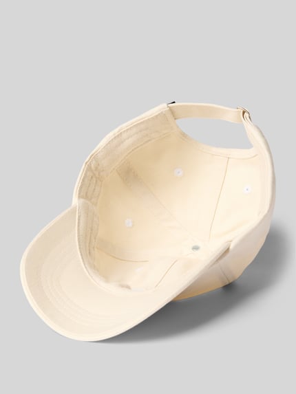 Produktfoto, Base Cap aus Baumwoll-Mix Modell 'Norm' von The North Face, cremefarben, Strapback Verschluss, Innenansicht, Logo-Stitching