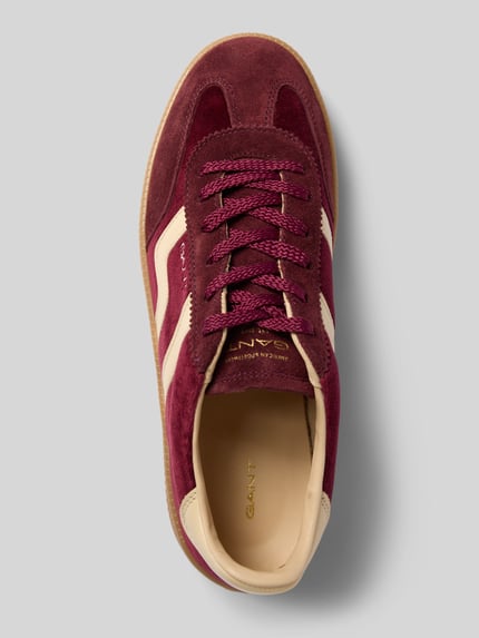 Produktfoto, Sneakersy z naturalnej skóry bydlęcej model 'Cuzamani' od GANT, damskie sneakersy, bordowy z beżowymi elementami, matowa tekstura zamszu