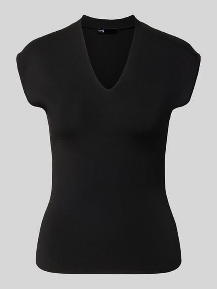Stricktop mit V-Ausschnitt Modell 'CANELONS' Shop The Look MANNEQUINE