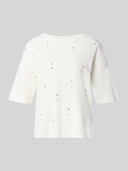 Produktfoto, T-Shirt aus reiner Baumwolle von Christian Berg Woman in Weiß mit Ziersteinen, lockere Passform, strukturierte Oberfläche.