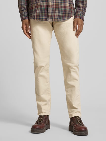 Männermodel draagt Slim Fit Jeans met 5-pocketmodel van Polo Ralph Lauren, mix van katoen en elastaan, heren, voorkant, detailopname onderlichaam.